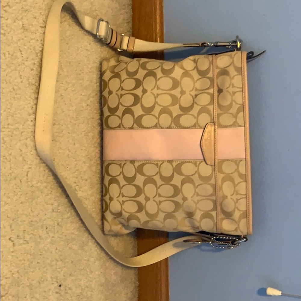 Coach crossbody - Picture 3 of 7